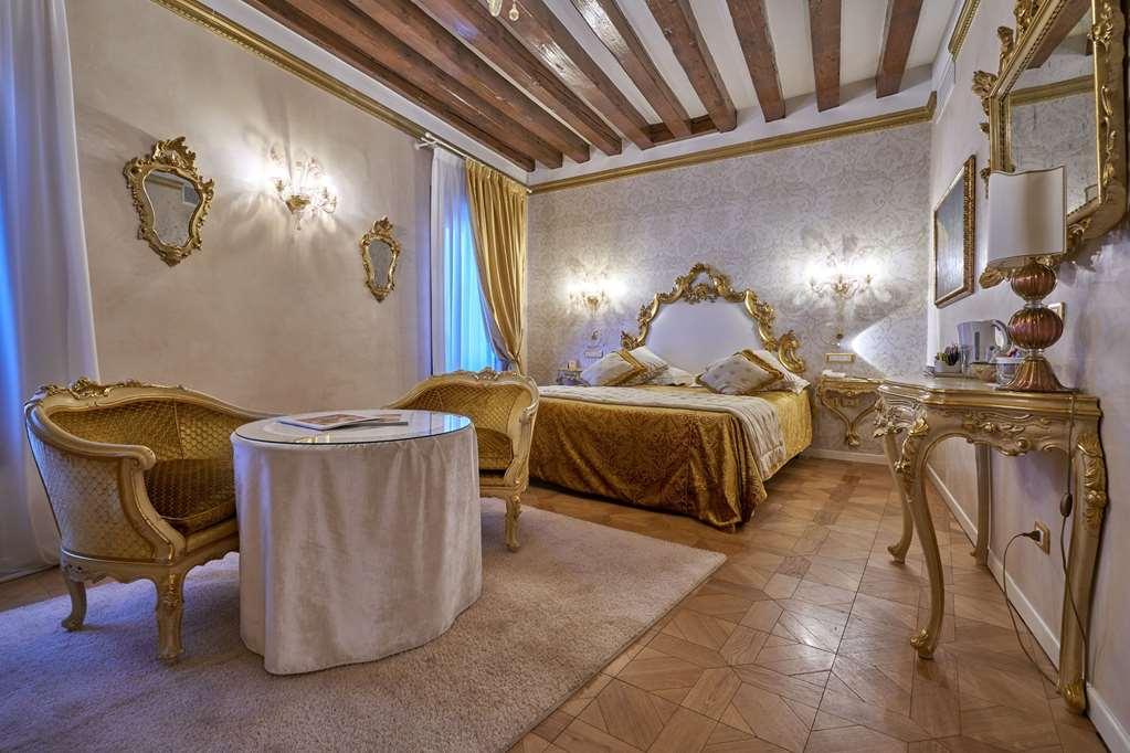 萨沃亚及尤兰达酒店 威尼斯 客房 照片
